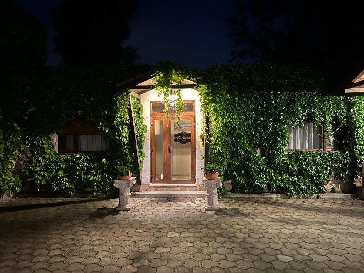 Vila Toscana Timişoara Exteriör bild